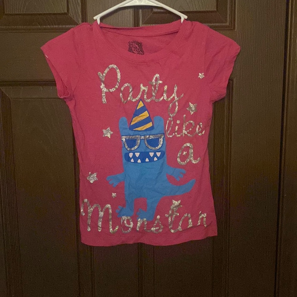 FRZ Girls medium Monster Tshirt